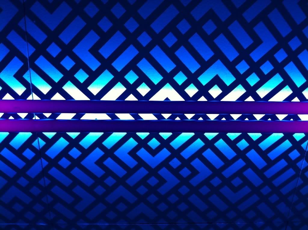 Pineapple Dazzle Art Blue Lines Ceiling