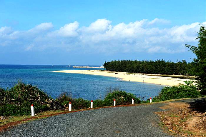 bai-trieu-duong-dao-phu-quy-du-lich_livephuot