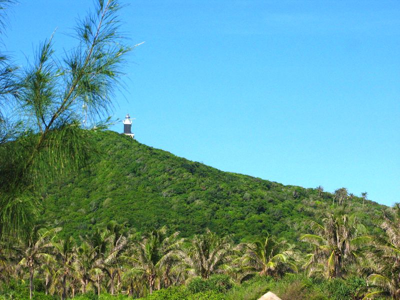 hai-dang-nui-cam-phu-quy-livephuot