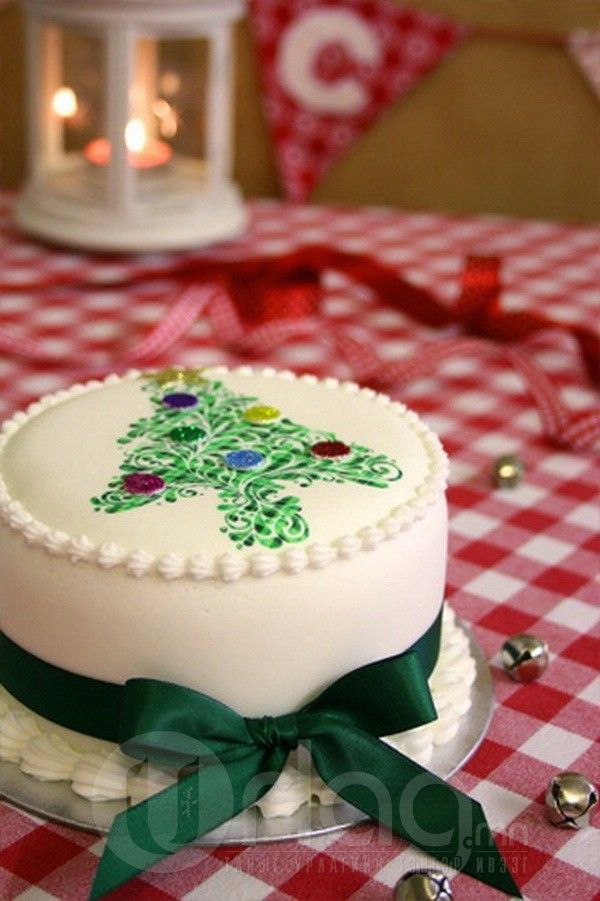  photo Toppers-Galore-Decorating-Your-Christmas-Cake_19_zpsdbbf5c56.jpg