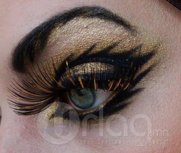  photo Party-Eye-Makeup-with-Eyelash-Extensions_04_zps93255700.jpg