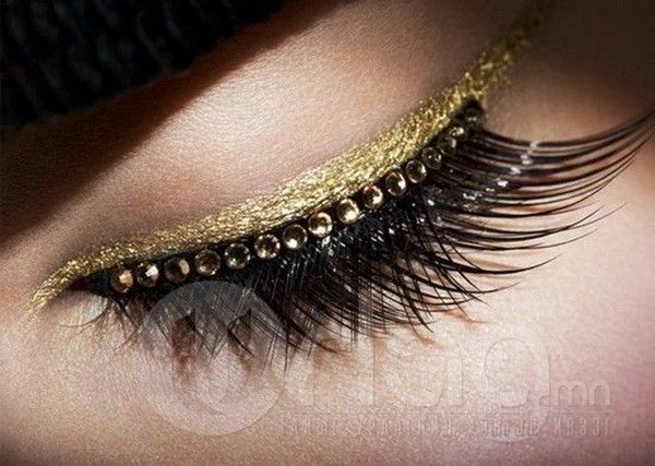  photo Party-Eye-Makeup-with-Eyelash-Extensions_08_zps2bd9d3d2.jpg