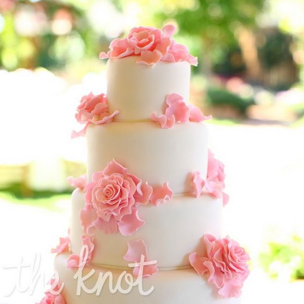  photo Pink-Wedding-Cakes_08_zpsd293dea3.jpg