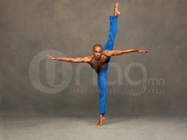  photo The-Alvin-Ailey-American-Dance-Theater-Has-Mastered-All_02_zpse09e11db.jpg