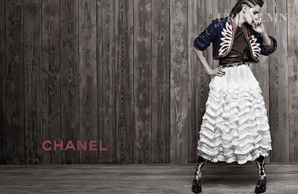  photo Kristen-Stewart-CHANEL-05_zpsf124b2e7.jpg