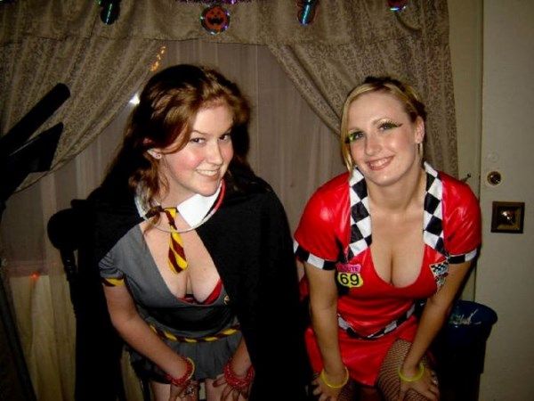  photo beautiful_busty_halloween_36_zpsf94af846.jpg