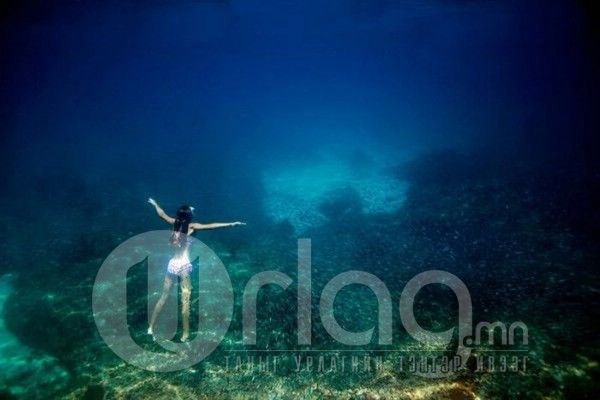  photo underwater_photoshoot_19_zpsf673e347.jpg