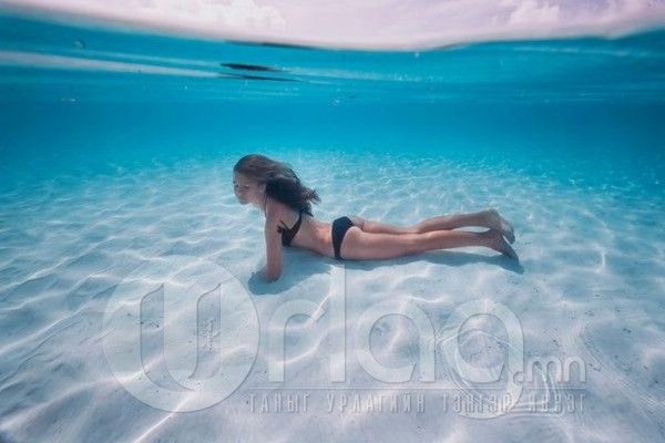  photo underwater_photoshoot_38_zps9921185a.jpg