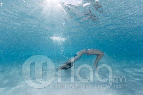  photo underwater_photoshoot_40_zps7359b186.jpg