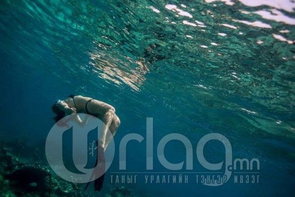  photo underwater_photoshoot_48_zps4de557fd.jpg