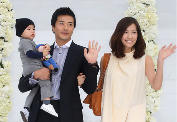  photo kwon-sang-woo-son-tae-young-luke-soompi_zps4c9819cd.png