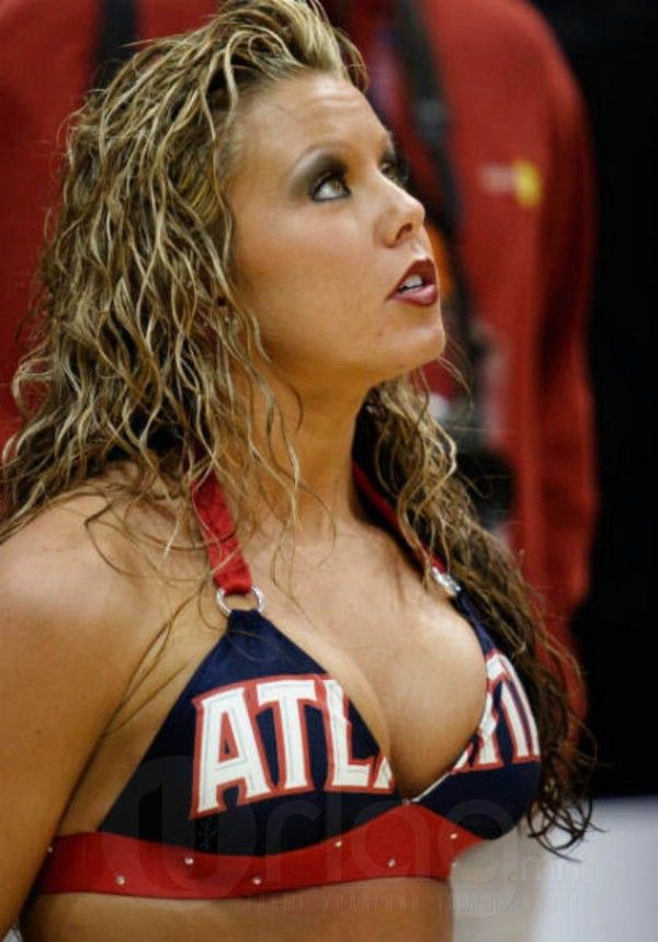  photo 1298410338_nba_dancers_cleavage_640_20_zps6b21e322.jpg