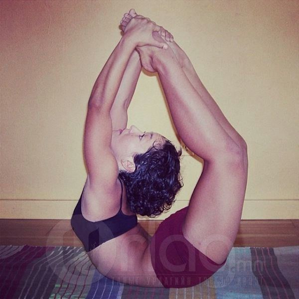  photo yoga_instructor_18_zps962cc7fb.jpg