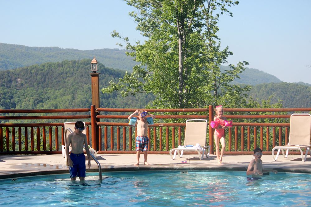 photo cabin-pool_zps6477d946.jpg