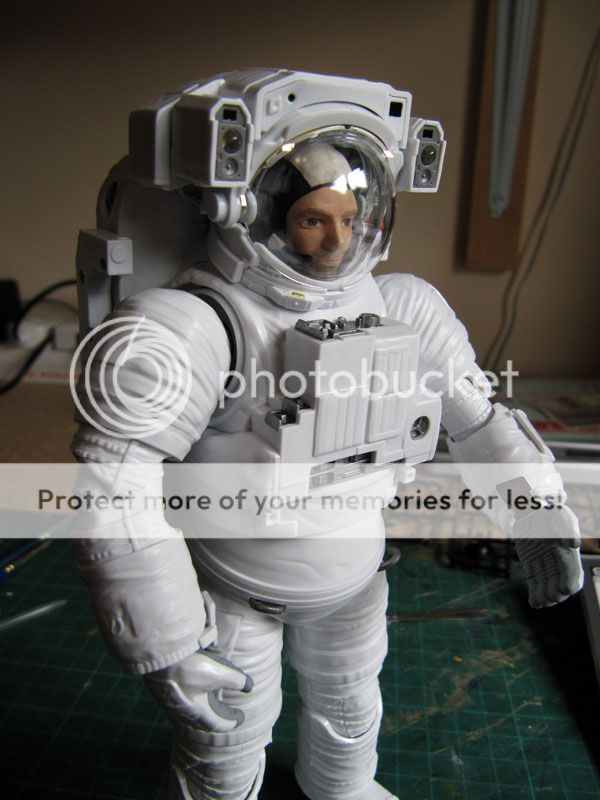 Bandai ISS Space Suit - Extravehicular Mobility Unit - update 4 - 15/9 ...